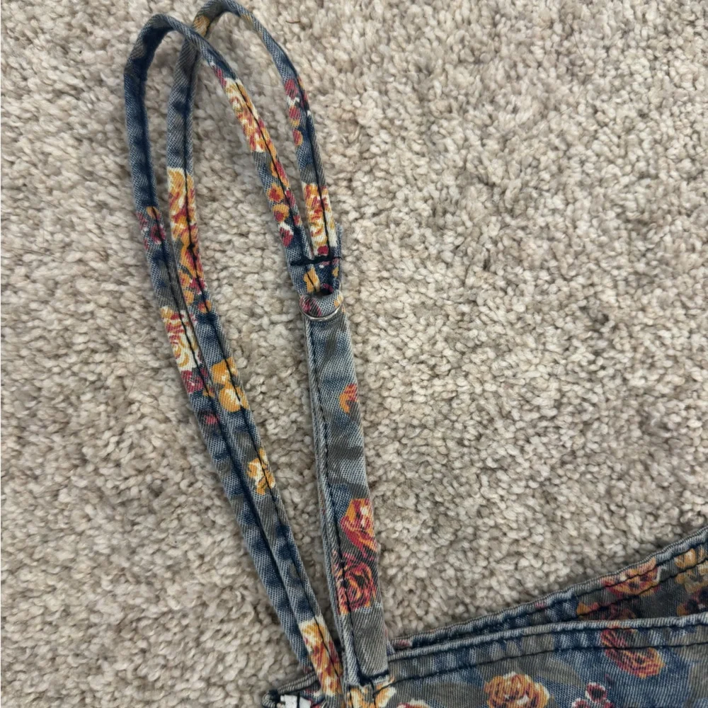 🌼 Blue Velvet Floral Wide Leg Denim Overalls – Size Small – NWT - Picture 11 of 12